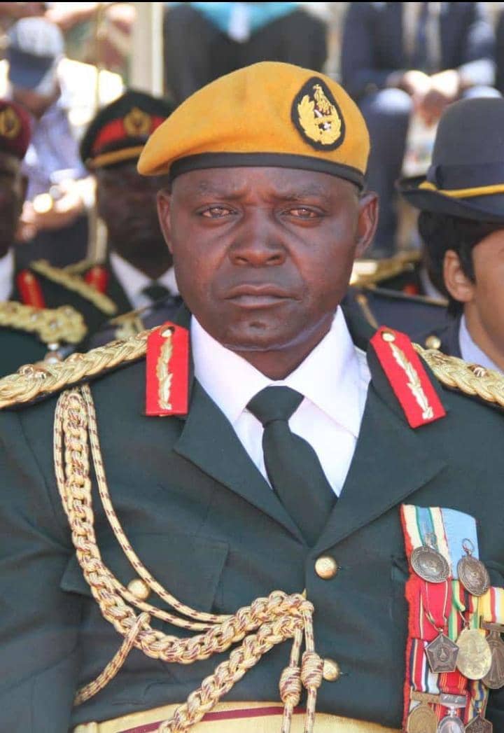 L.T General Anselem Sanyatwe assumes duty